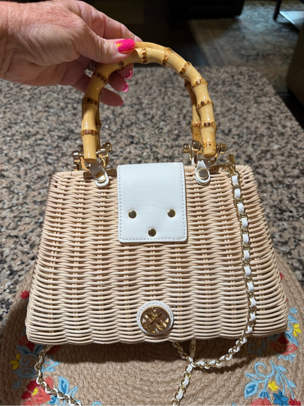 Lilly Pultizer New Leena top handle - Picture 3 of 6